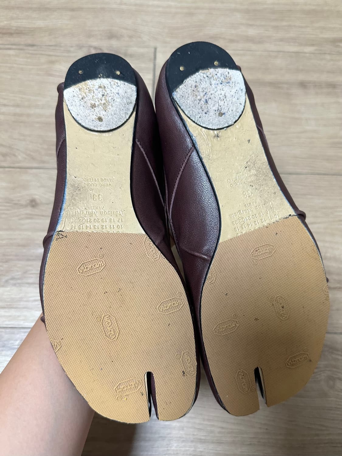 메종 마르지엘라 타비 플랫 (Tabi Flats) – 버건디, 38사이즈 상품이미지3