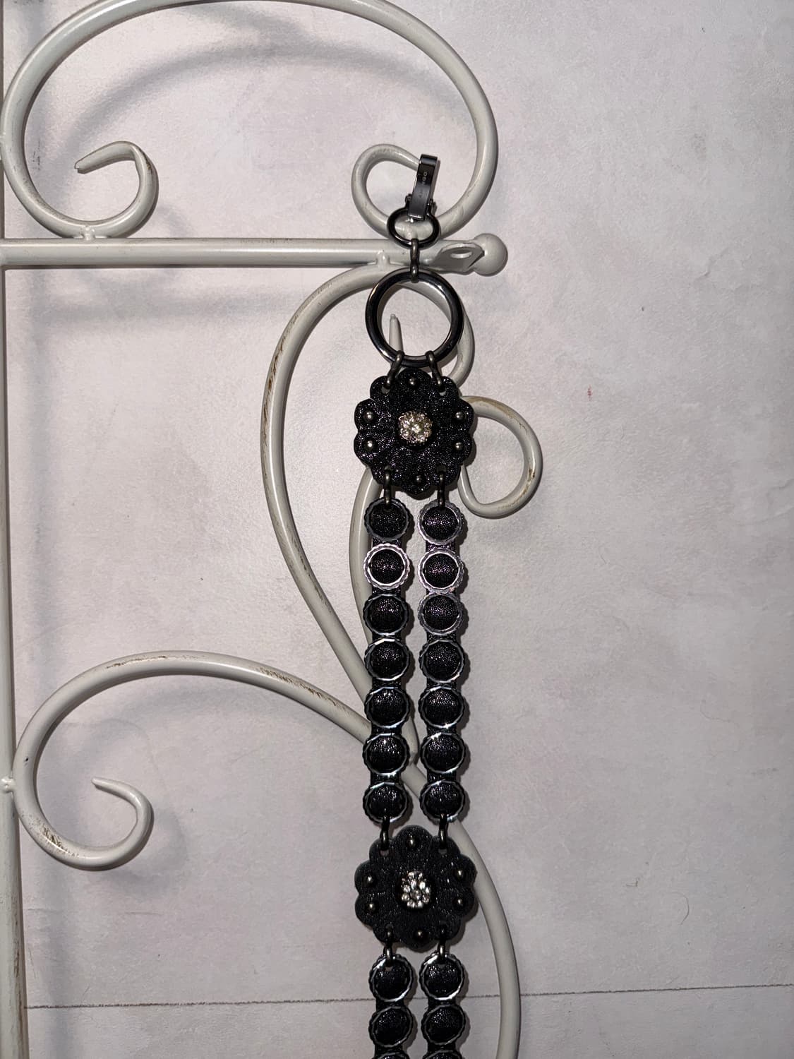 Black cubic flower chain belt 상품이미지4