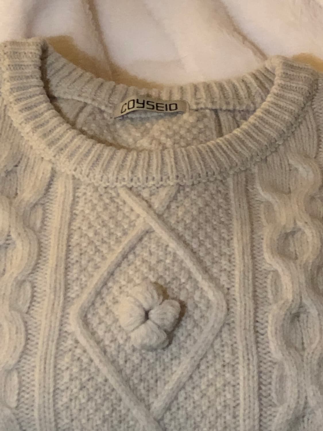 코이세이오 폼폼 니트 상품이미지2