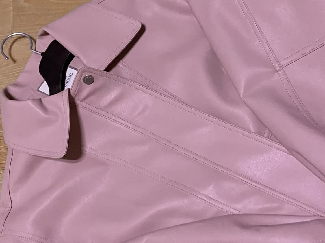 슬로우앤드 프리미엄 글로시 비건레더자켓 핑크 상품이미지5