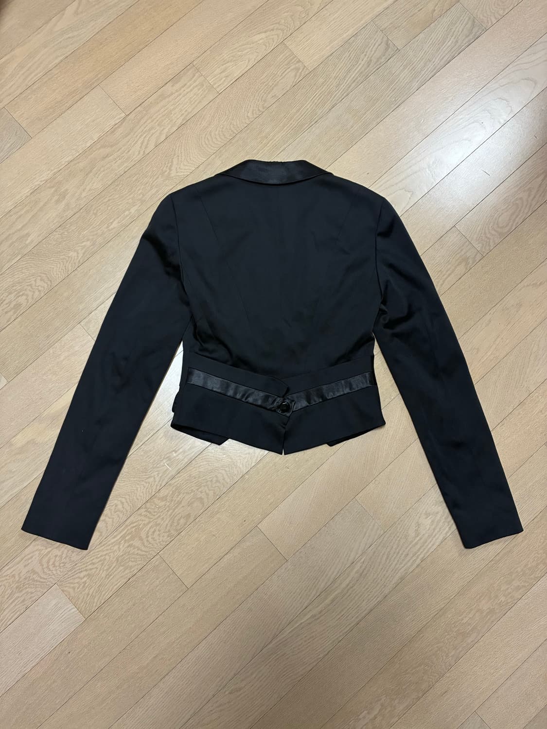 아르마니 익스체인지 슬림 크롭 블레이저 상품이미지5