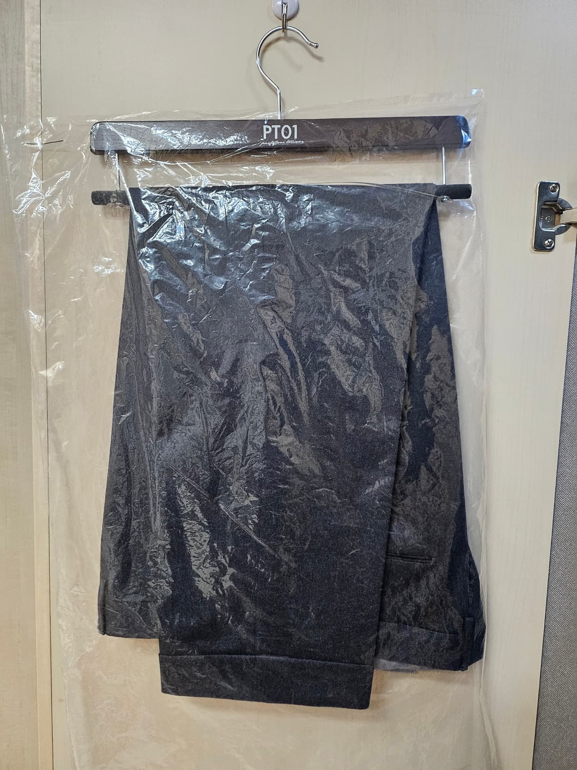 PT01 남성 슬림핏 스트레치 팬츠 차콜그레이 54 상품이미지9