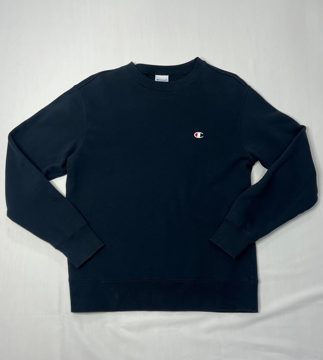 챔피온 스몰 로고 네이비맨투맨 상품이미지1