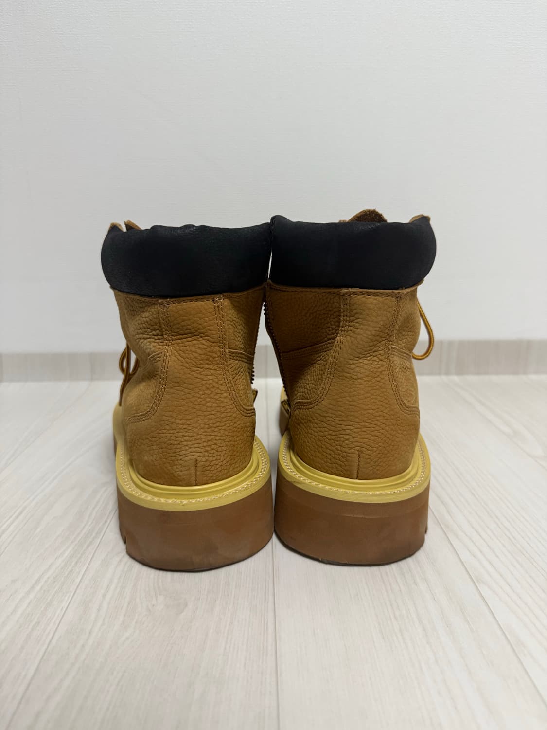 쏘유레슈어 벨루가 카멜 260size 상품이미지2