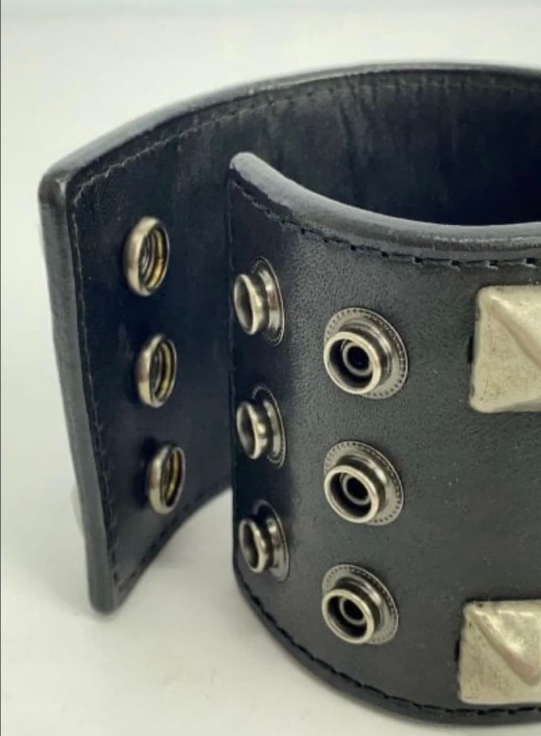 준야와타나베 스터드 펑크 레더 팔찌 상품이미지3