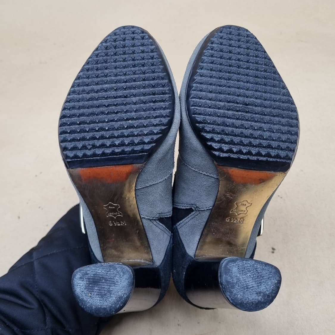 토리버치 스웨이드 여성 하이힐 6.5 235 굽10 상품이미지3