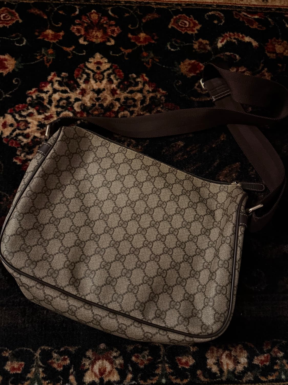 정품 구찌 포켓 크로스백 상품이미지3