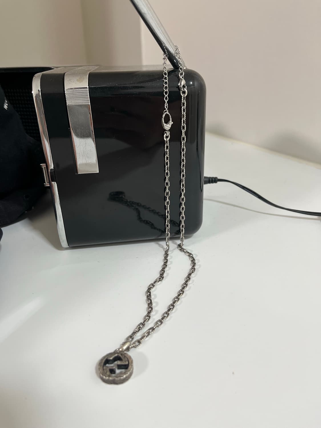 구찌 인터로킹 G 펜던트 네클리스 실버목걸이 상품이미지3