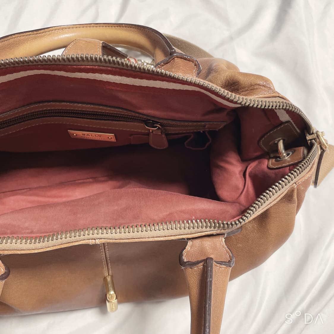 발리 가죽 토트백 브라운 상품이미지9