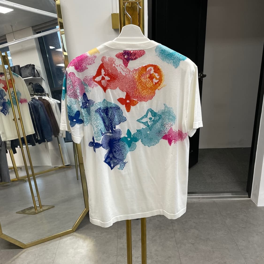 (M) 루이비통 워터컬러 니트 반팔 상품이미지3