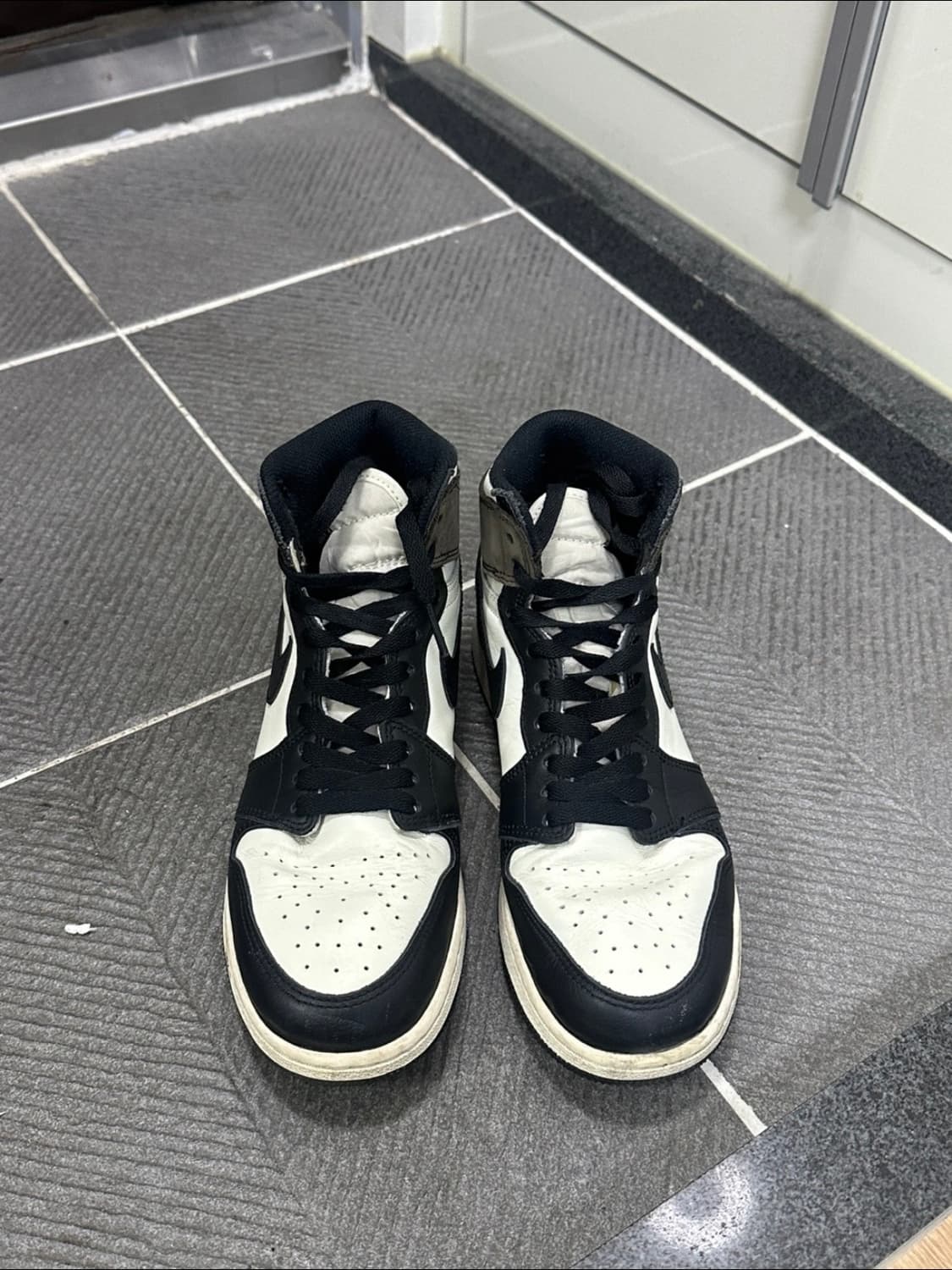 에어 조던1 다크모카 Retro High OG Black Mocha 상품이미지2