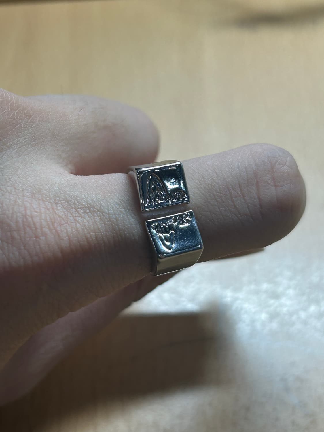 비비안 웨스트우드 오픈링 상품이미지3