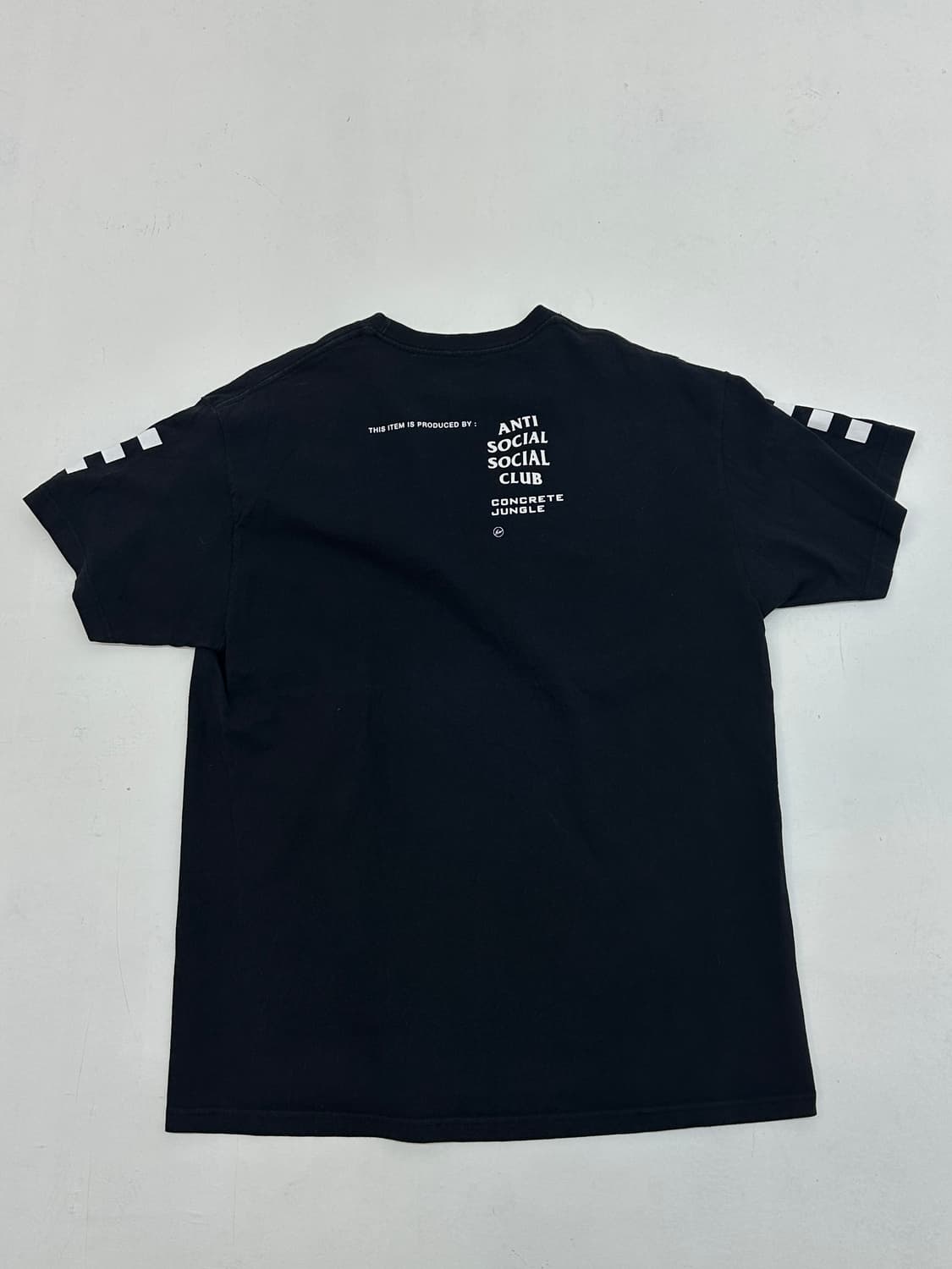 안티소셜클럽 x 프라그먼트 티셔츠 블랙 상품이미지2