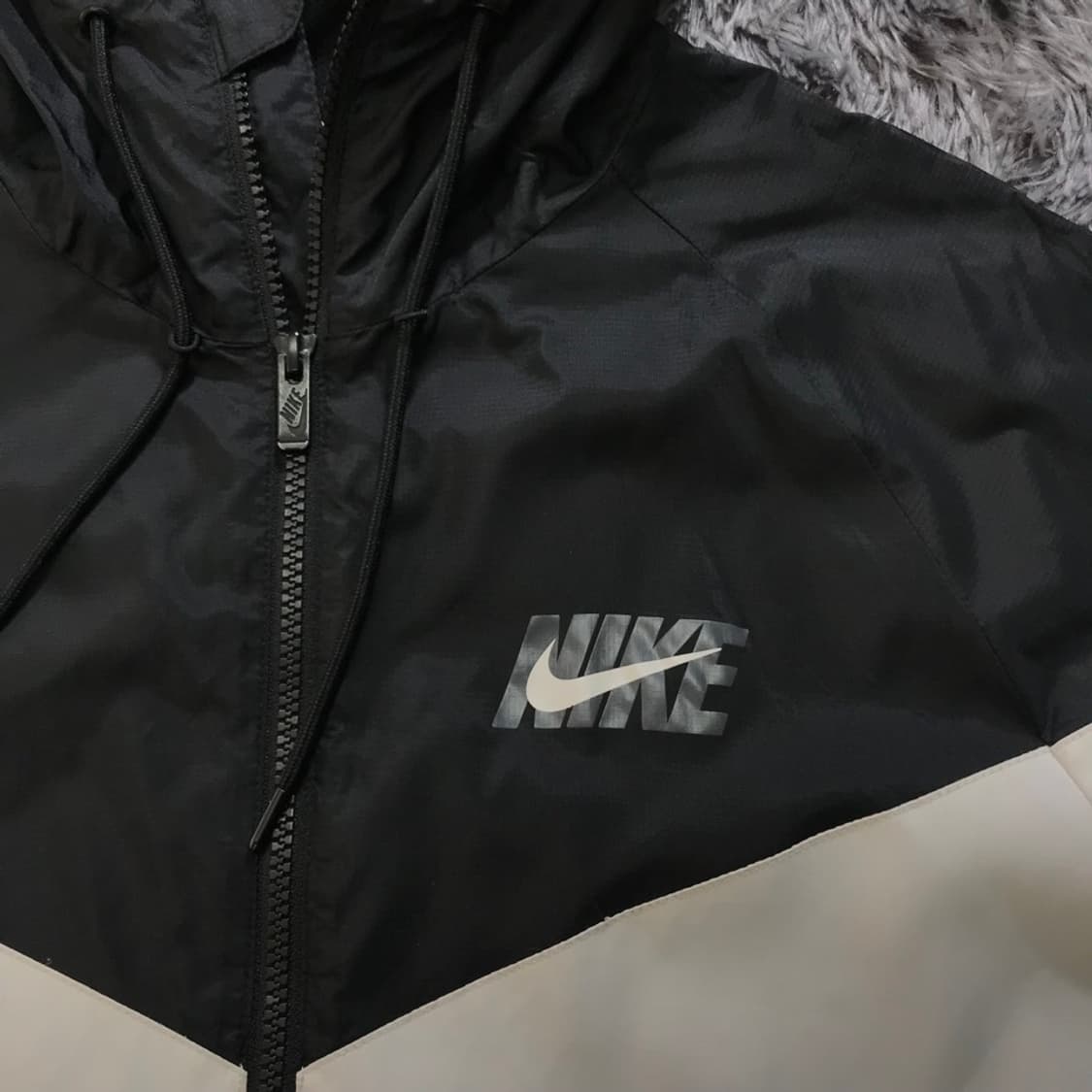 [[L, 공용] 나이키(NIKE) 메쉬안감 우븐 바람막이#318 상품이미지4