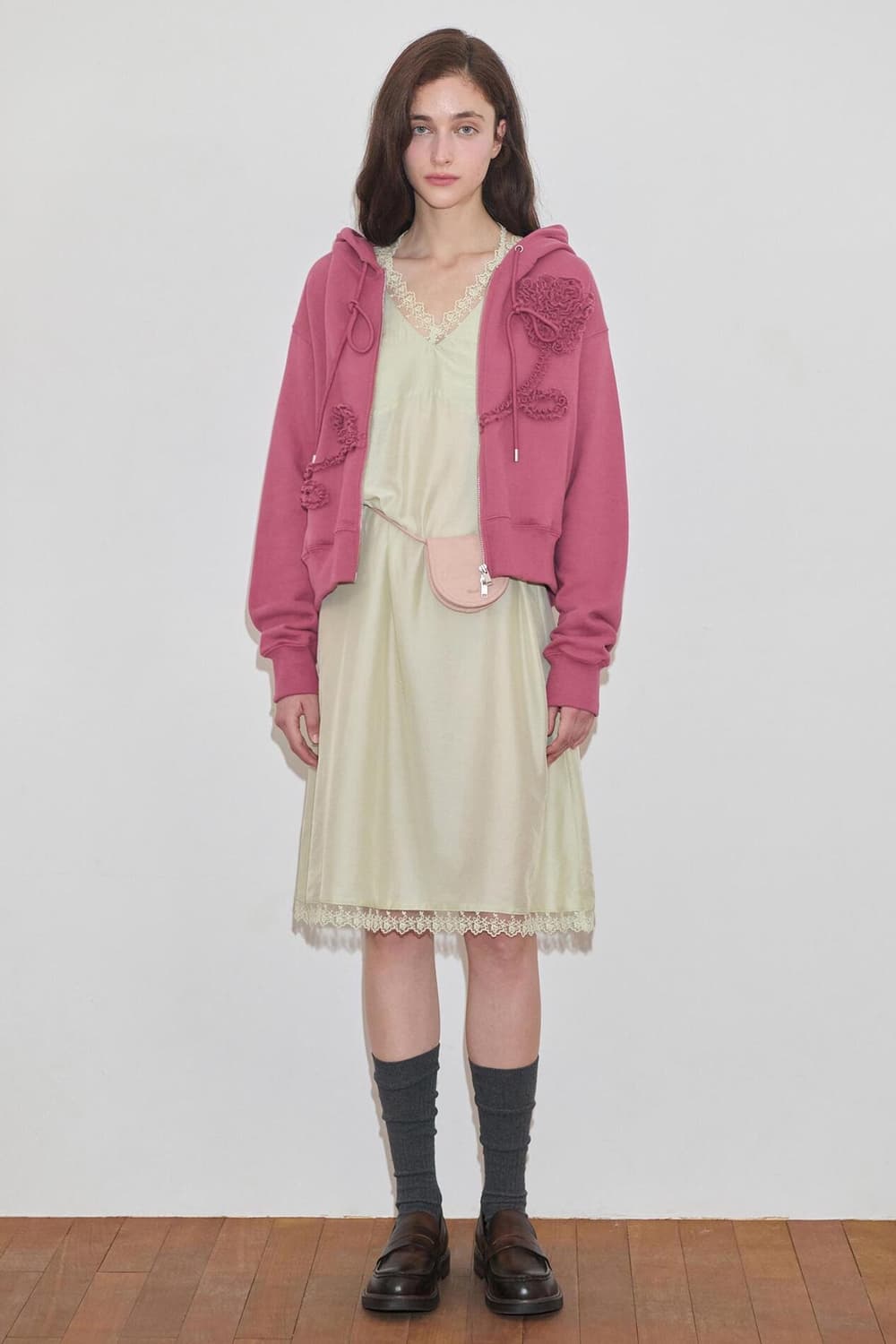 시눈 Rose Frill Hoodie Zipup 상품이미지3