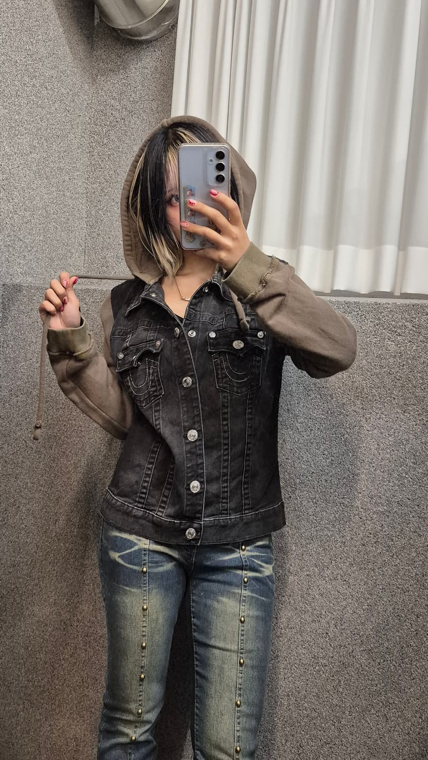 TRUE RELIGION DENIM HOODIE JACKET  상품이미지2