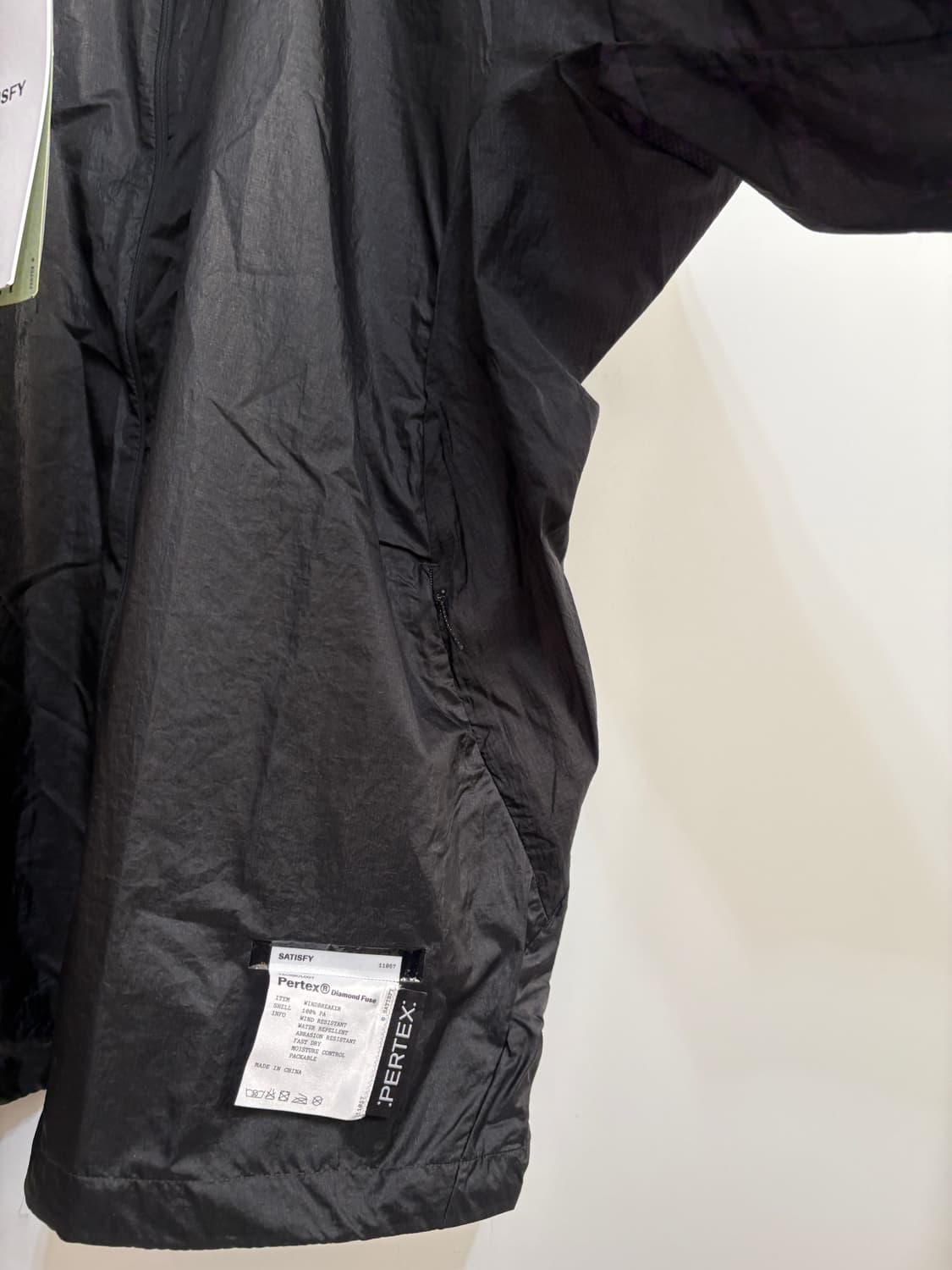세티스파이 / 퍼텍스 다이아몬드 퓨즈 윈드브레이커 블랙 / XL 상품이미지3
