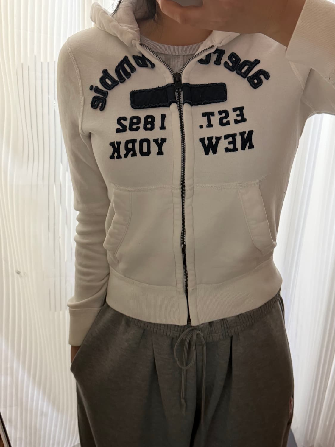 대장템 아베크롬비 화이트 후드집업 m 상품이미지1