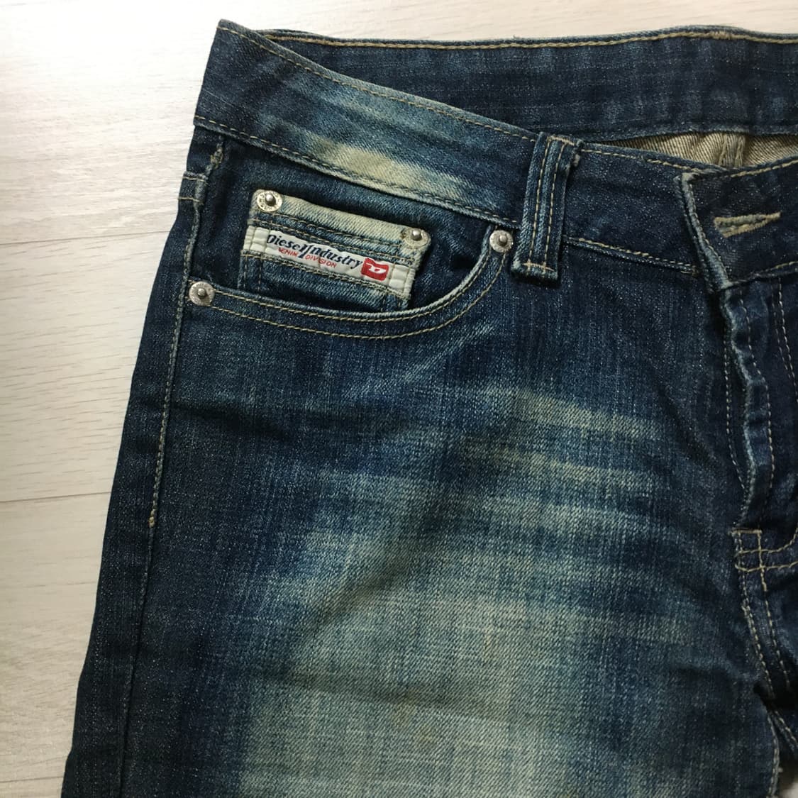 디젤 자수 부츠컷 데님 청바지 상품이미지3