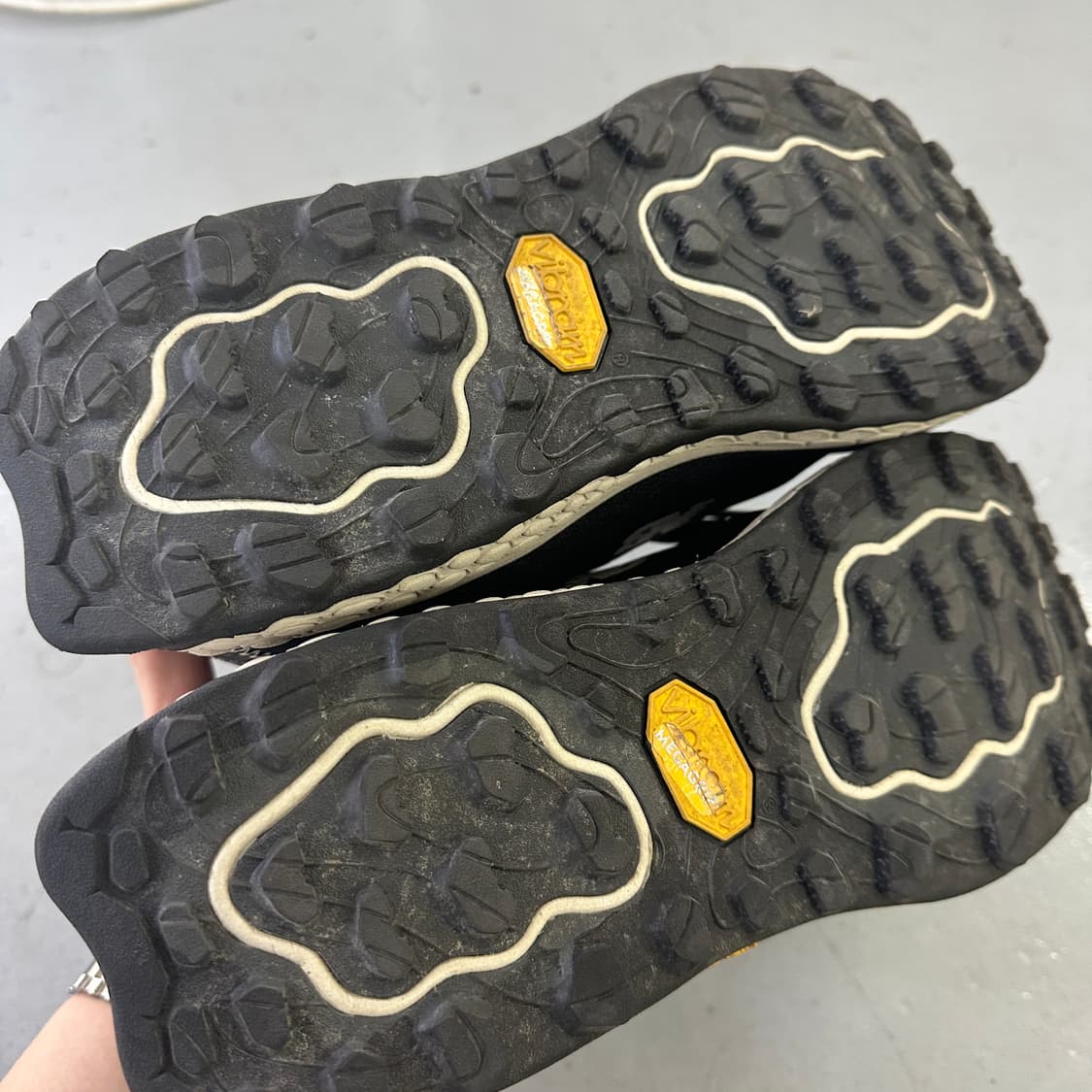 280 뉴발란스 프레시폼x이에로v7 0406D 상품이미지7