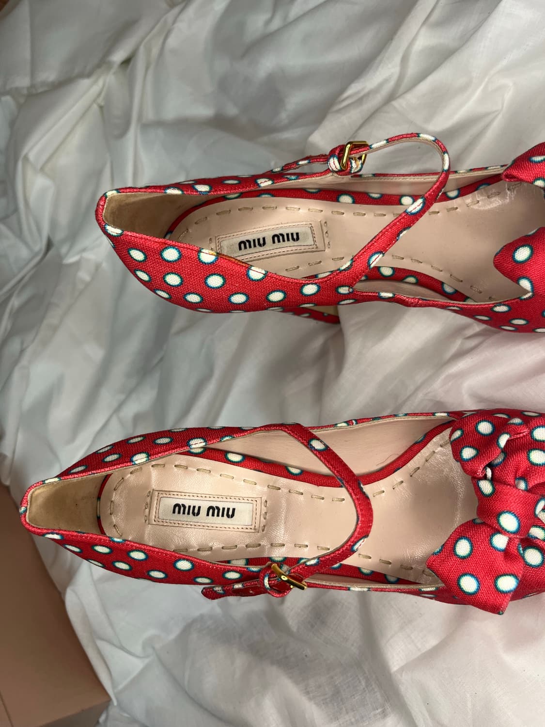 미우미우 레드 폴카 도트 리본 플랫폼 힐 상품이미지5