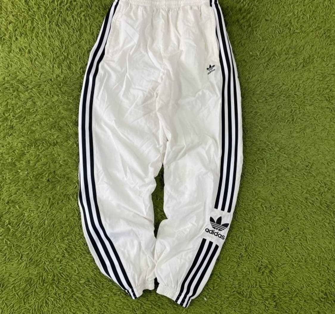 어디다스 락업 흰검 트레이닝바지 조거팬츠 25~29인치 S인치 상품이미지1