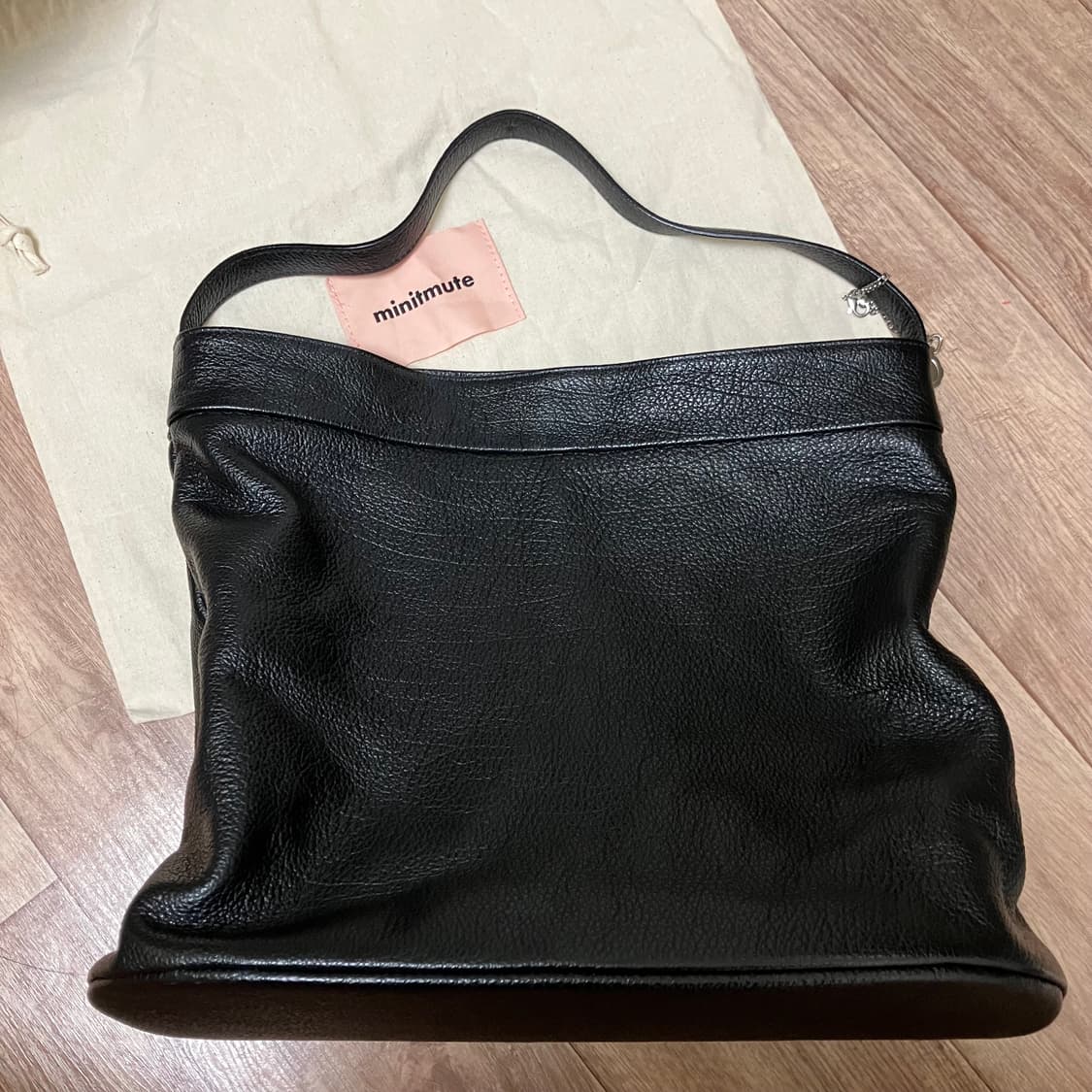 미닛뮤트 토보 라지 블랙 상품이미지1