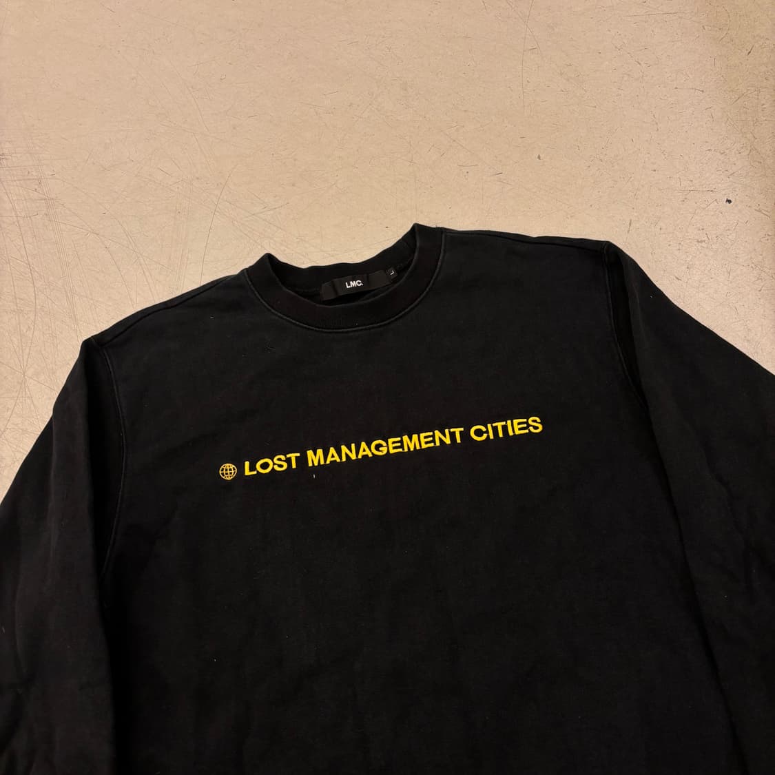 Lmc 빅스펠아웃 블랙 맨투맨 상품이미지2
