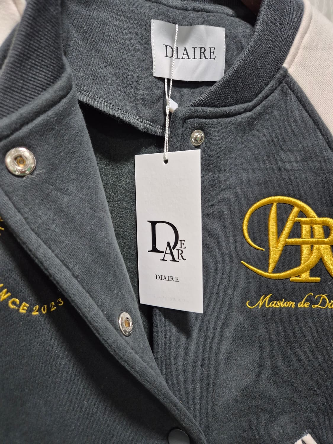 DIAIRE. 배색 야구 점퍼 상품이미지6