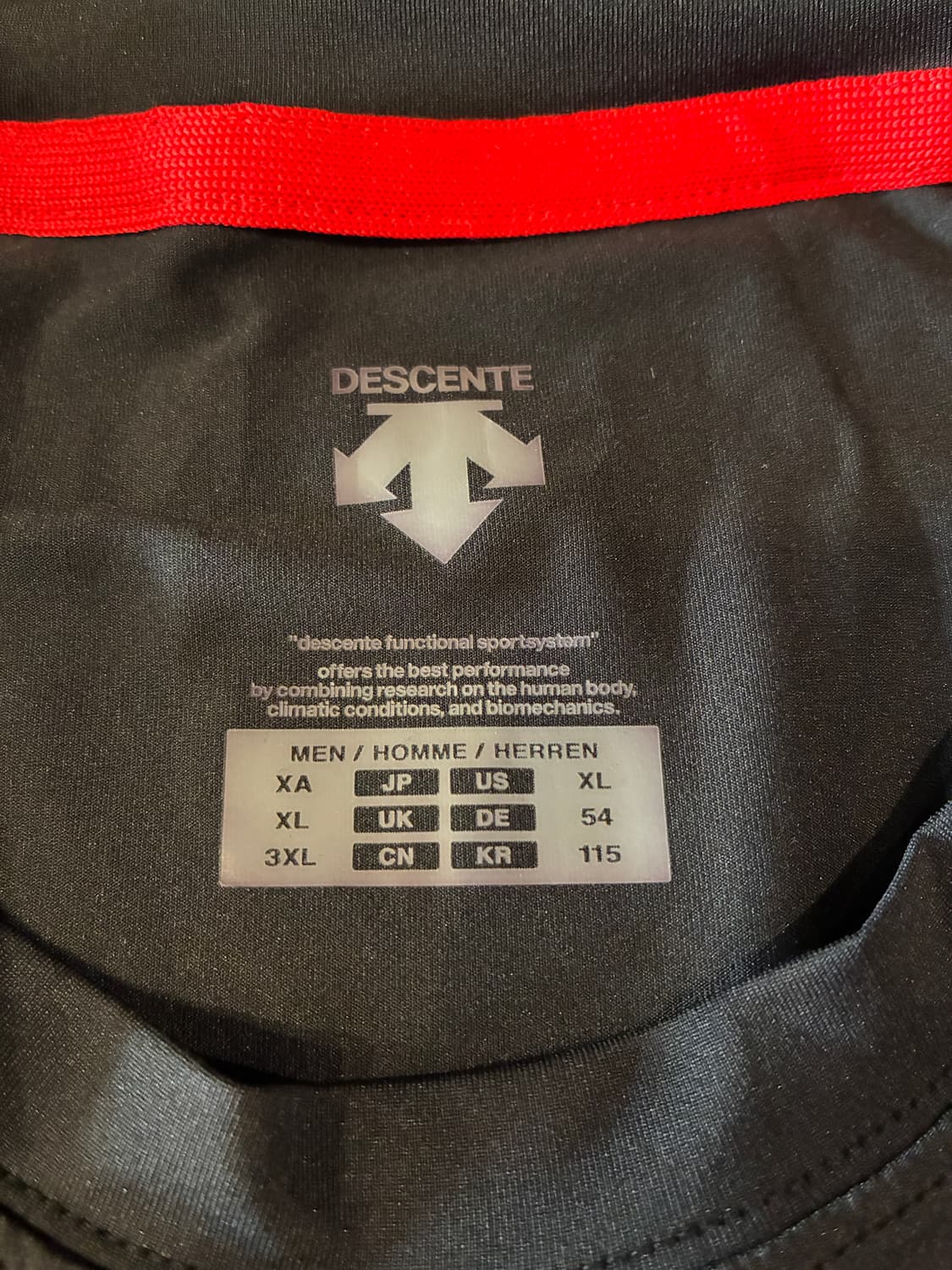 115) 데상트 창원 LG 세이커스 트레이닝 슈팅 져지 슬리브 상품이미지4