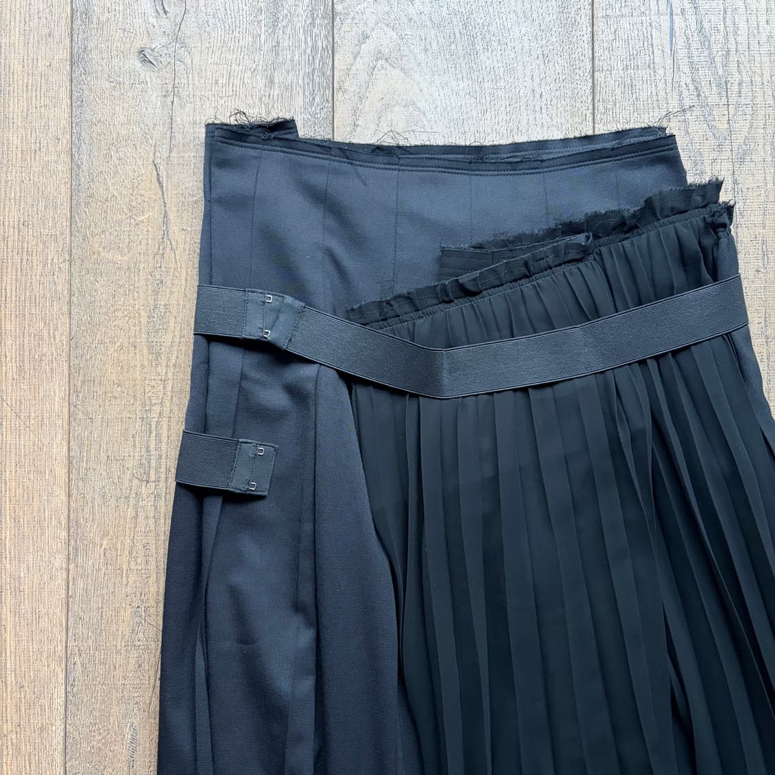 Bondage Detail Docking Pleats Skirt 상품이미지4