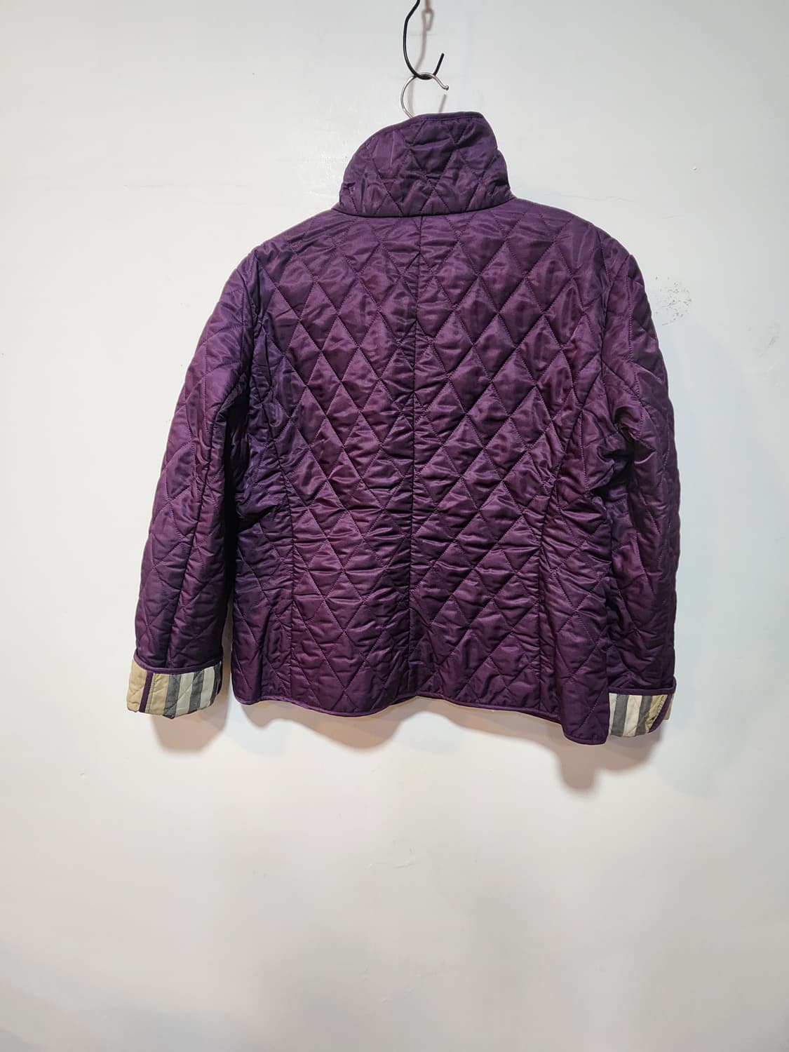 버버리 브릿 퀼팅 자켓 퍼플 M 상품이미지3