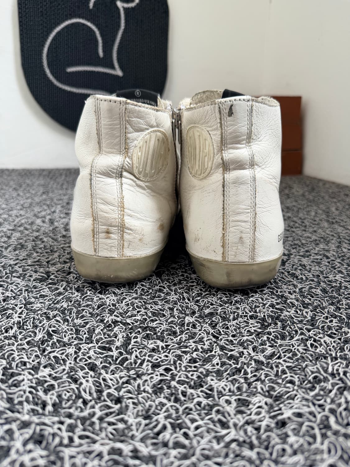 골든구스 프란시(Golden Goose Francy) 화이트 스웨이드 스 상품이미지5