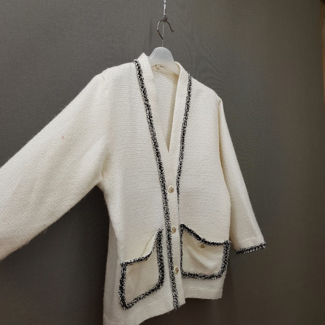 마쥬 maje 트위드 스타일 배색 포켓 가디건 36사이즈 상품이미지4