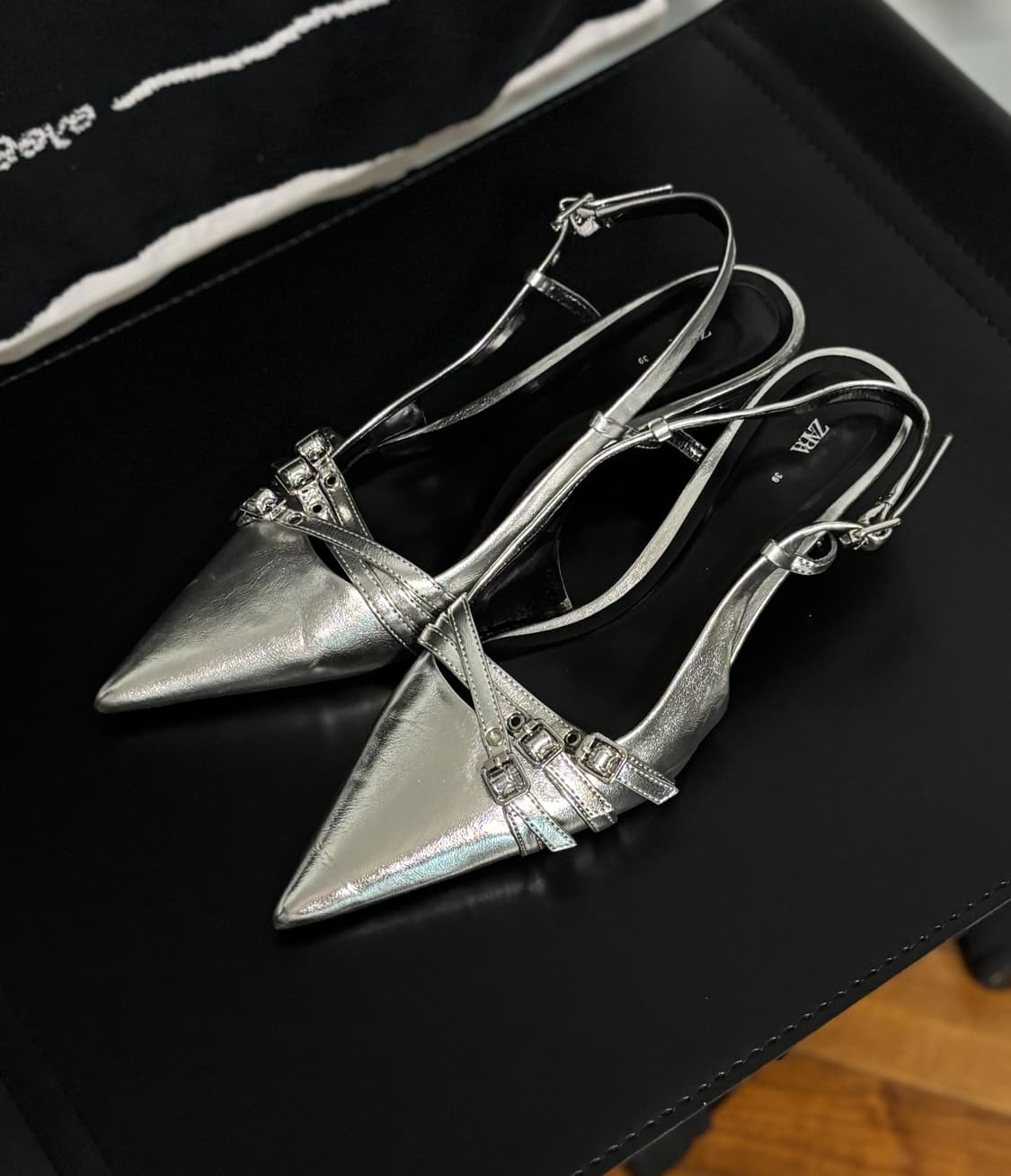 자라 실버 슬링백 39 (250) 상품이미지1