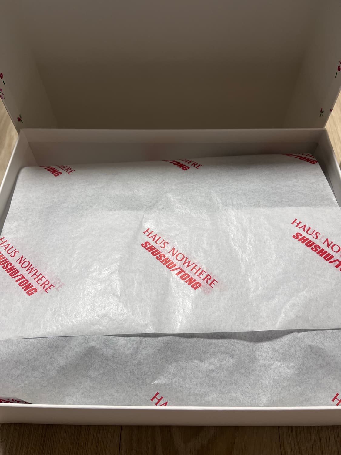 슈슈통 x 하우스노웨어 콜라보 목베개 상품이미지4