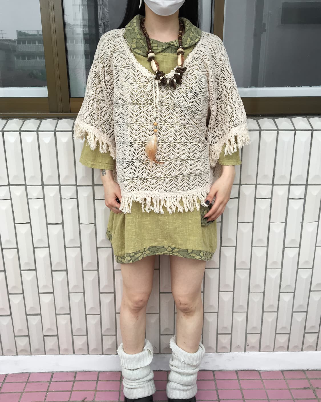 Feather point fringe crochet top 상품이미지1