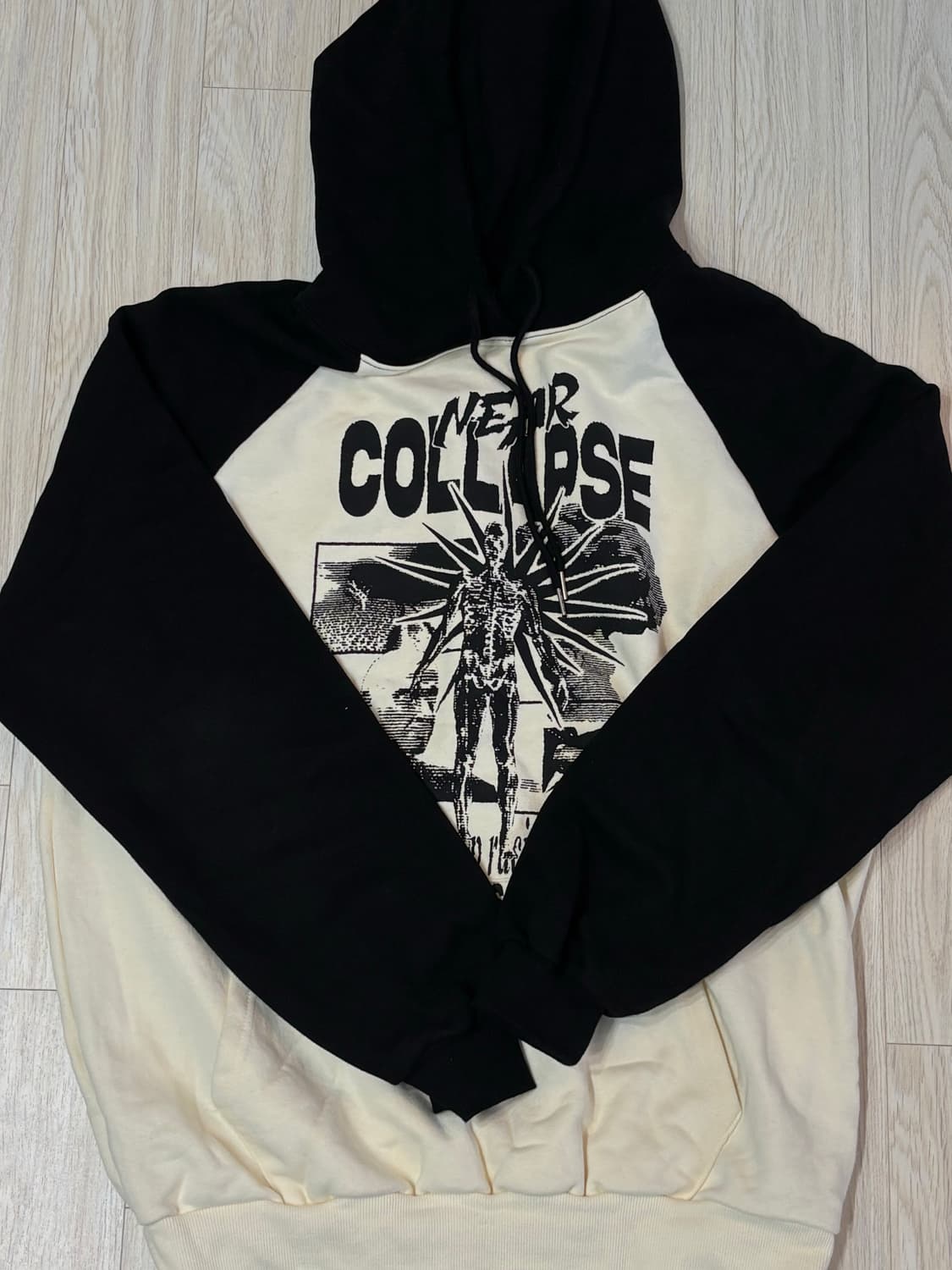 디파이클럽로버스 Years and Years 후드티 L 상품이미지2