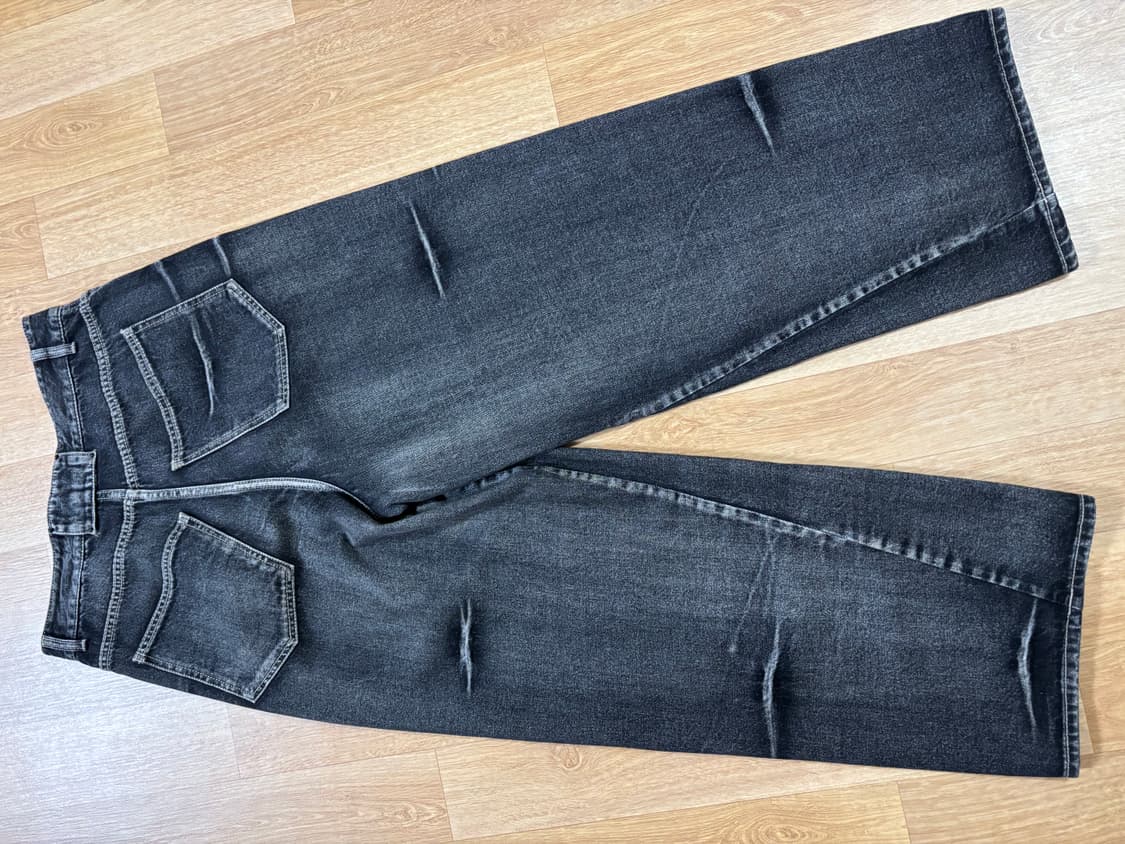 메종미네드 핀치 데님 46스탠다드 블랙색상 판매합니다 상품이미지2