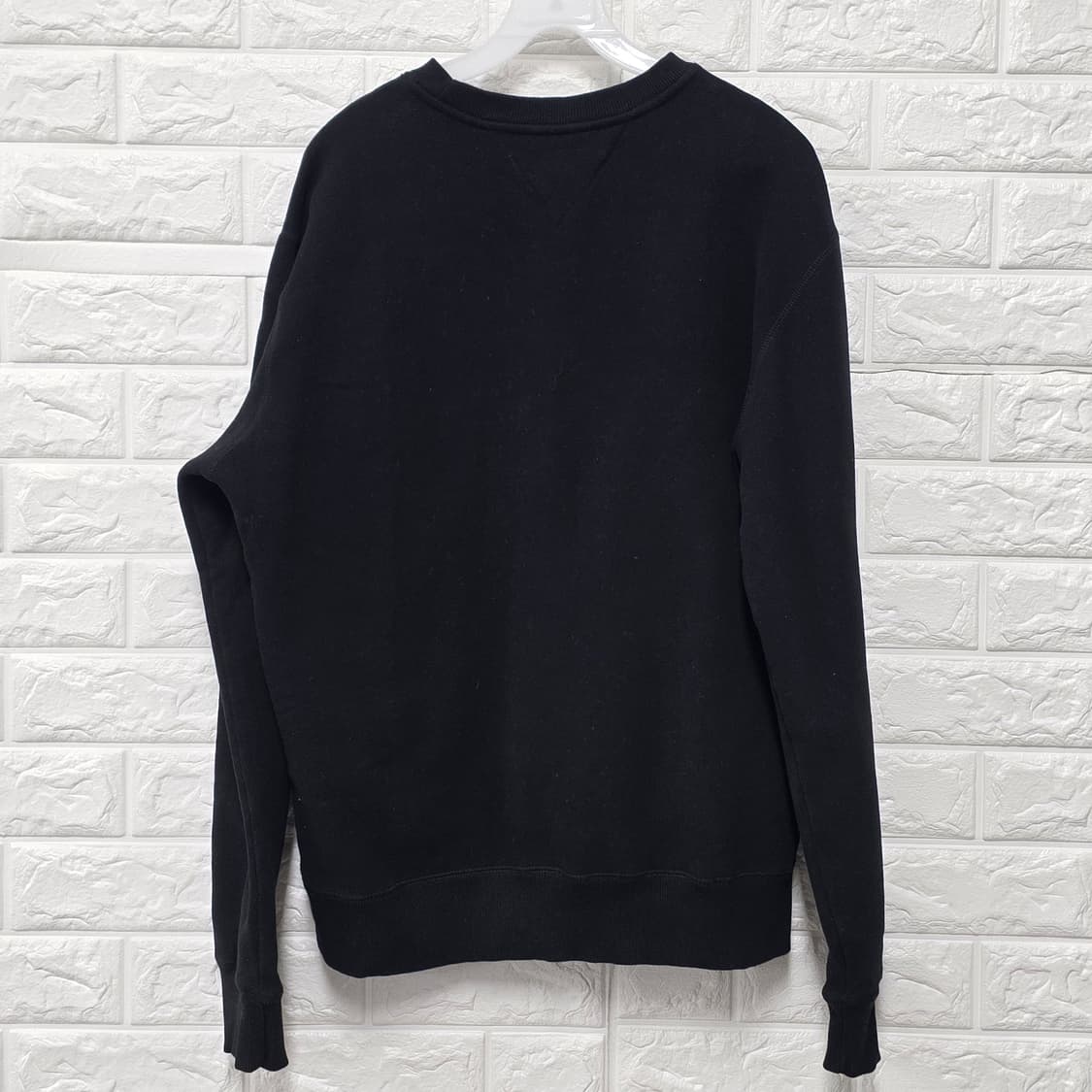 택포) 타미힐피거 블랙 맨투맨 L 상품이미지4