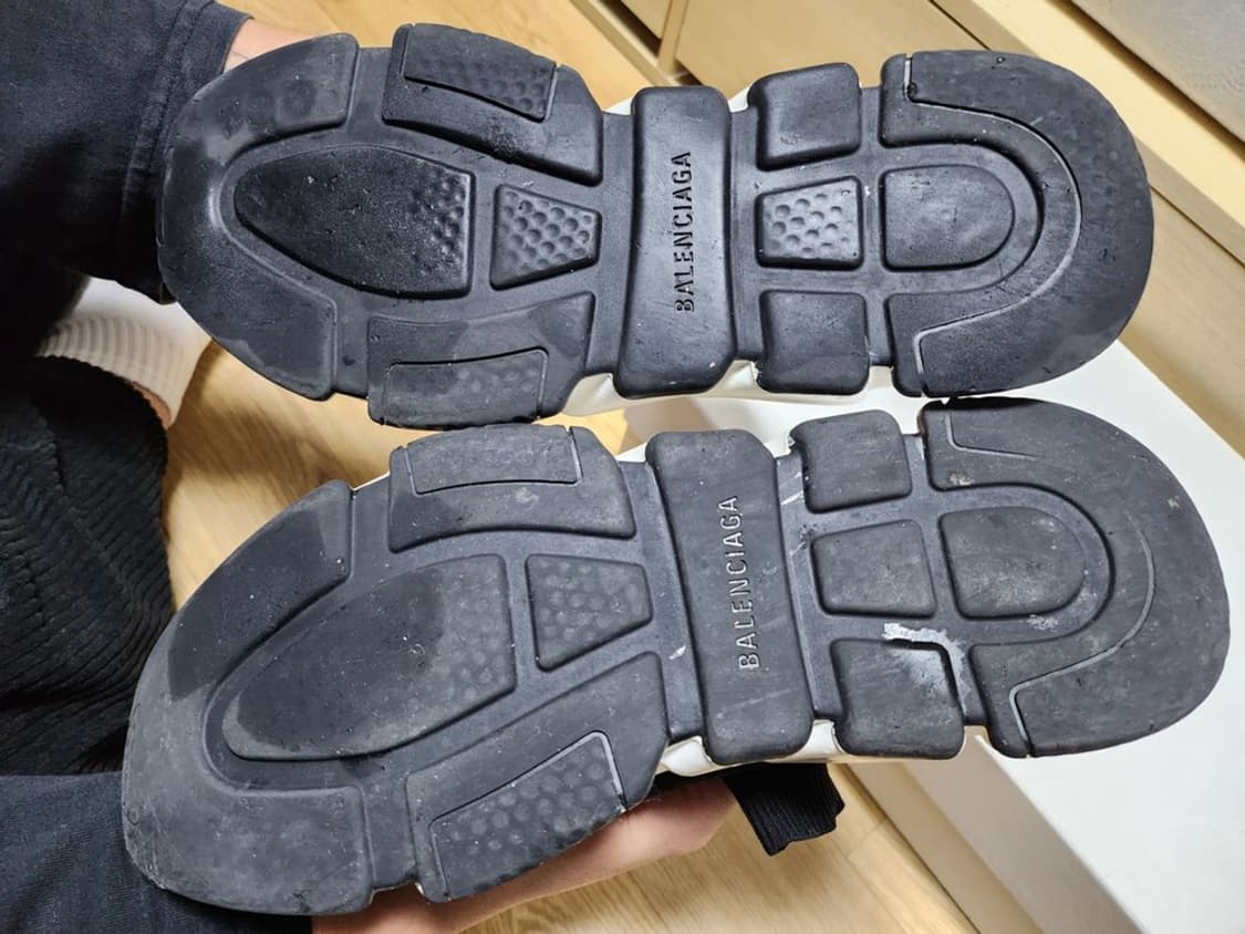 발렌시아가 스피드러너 (260-265mm) 상품이미지3