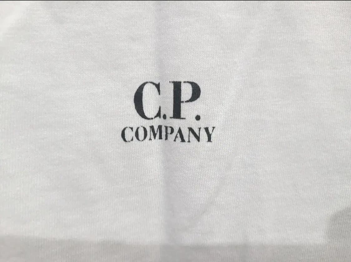 CP컴퍼니 반팔티셔츠 상품이미지4