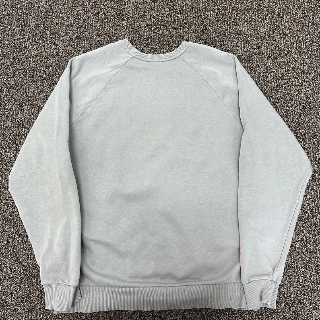 언더아머 기모 맨투맨 그레이 L 상품이미지5