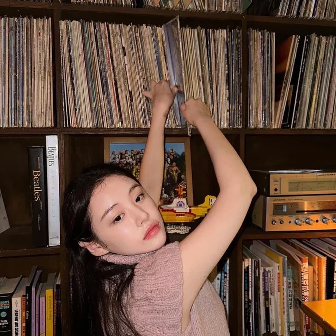 어랜 트위스트 터틀넥 하프니트 드라이 핑크 상품이미지2