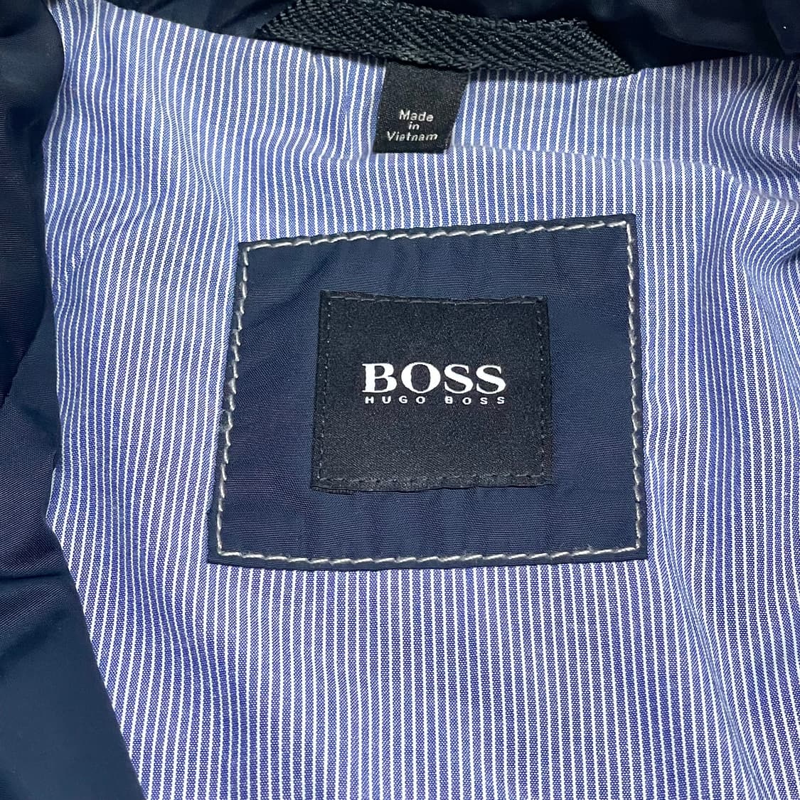 휴고보스 네이비 바람막이 야상자켓 UK46 상품이미지4