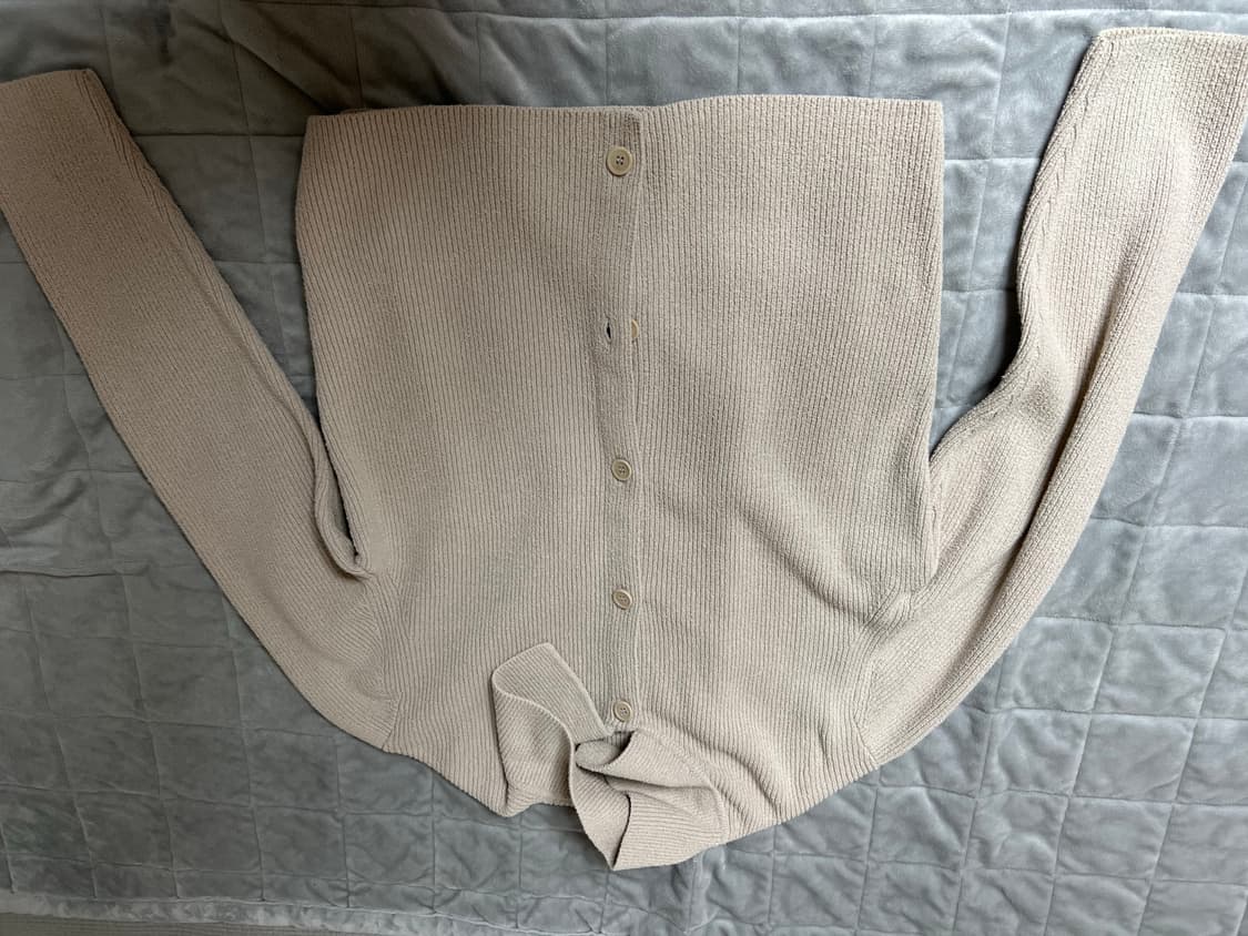 Cos 니트가디건 판매합니다 상품이미지1