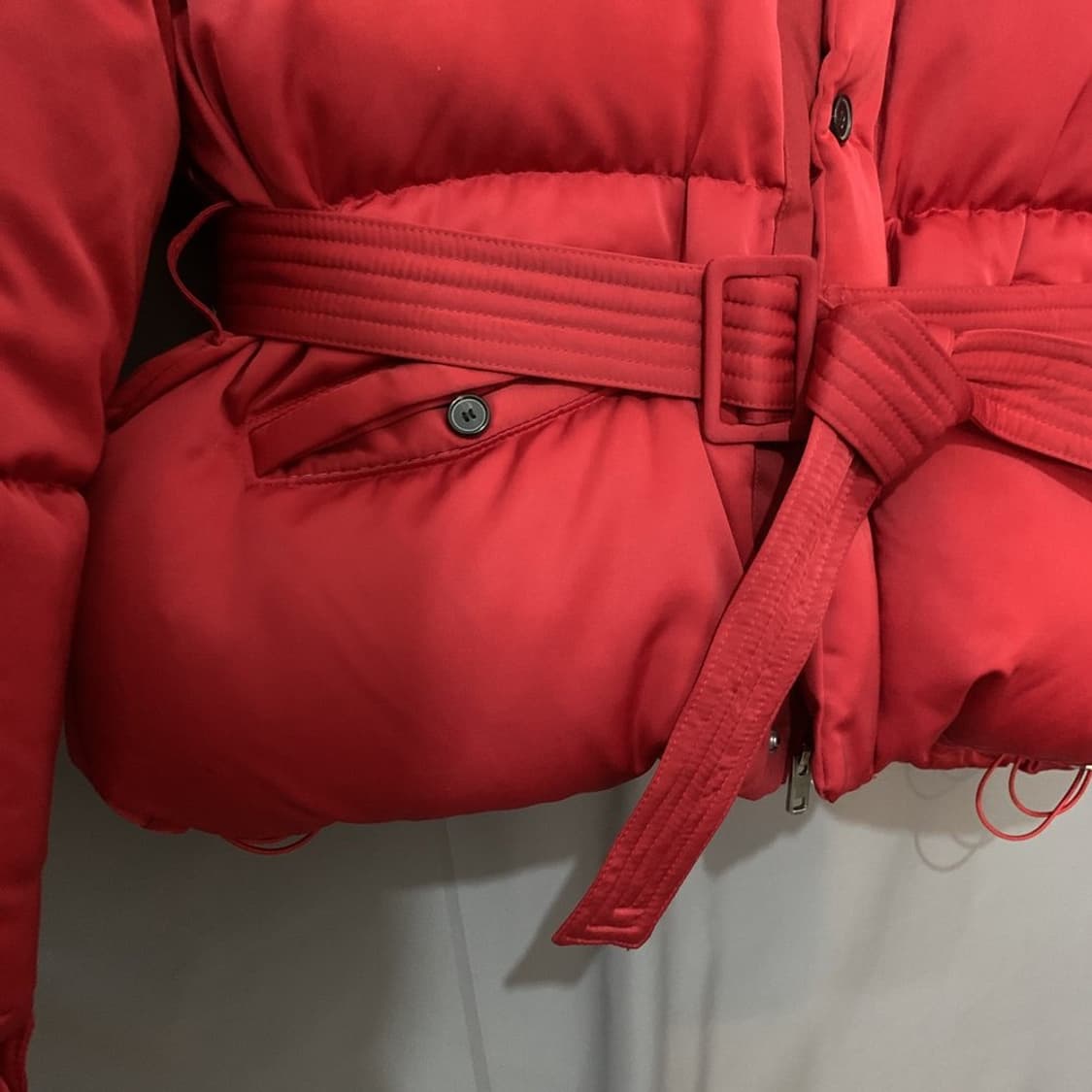 S 누마레 아바 벨티드 숏 덕다운 오리털 레드 패딩 상품이미지4