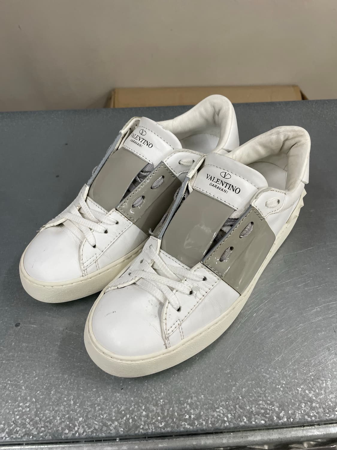 발렌티노 히든스트랩 스니커즈 37 상품이미지2