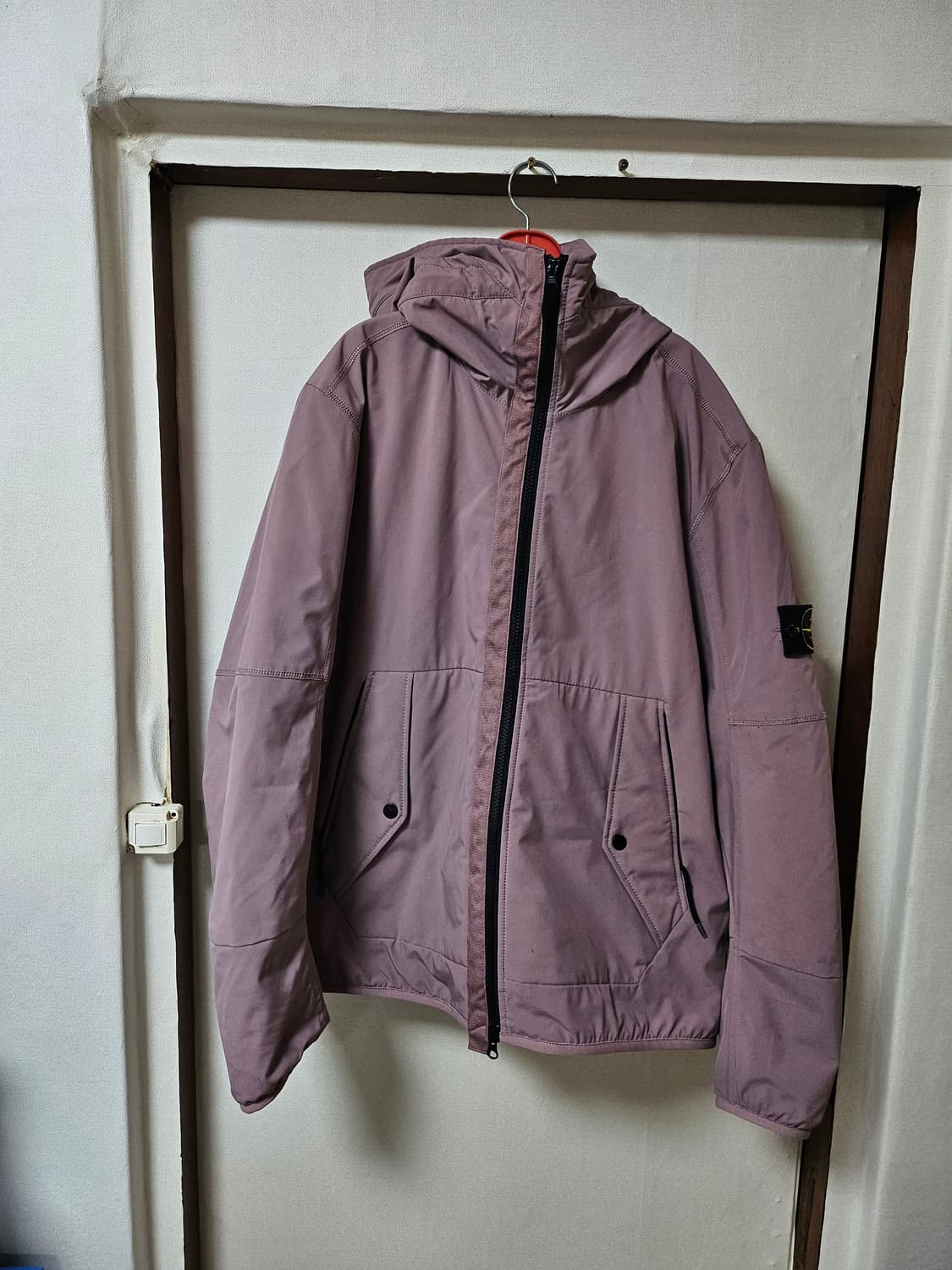 스톤아일랜드 소프트쉘R 프리마로프트 로즈쿼츠xl 상품이미지1