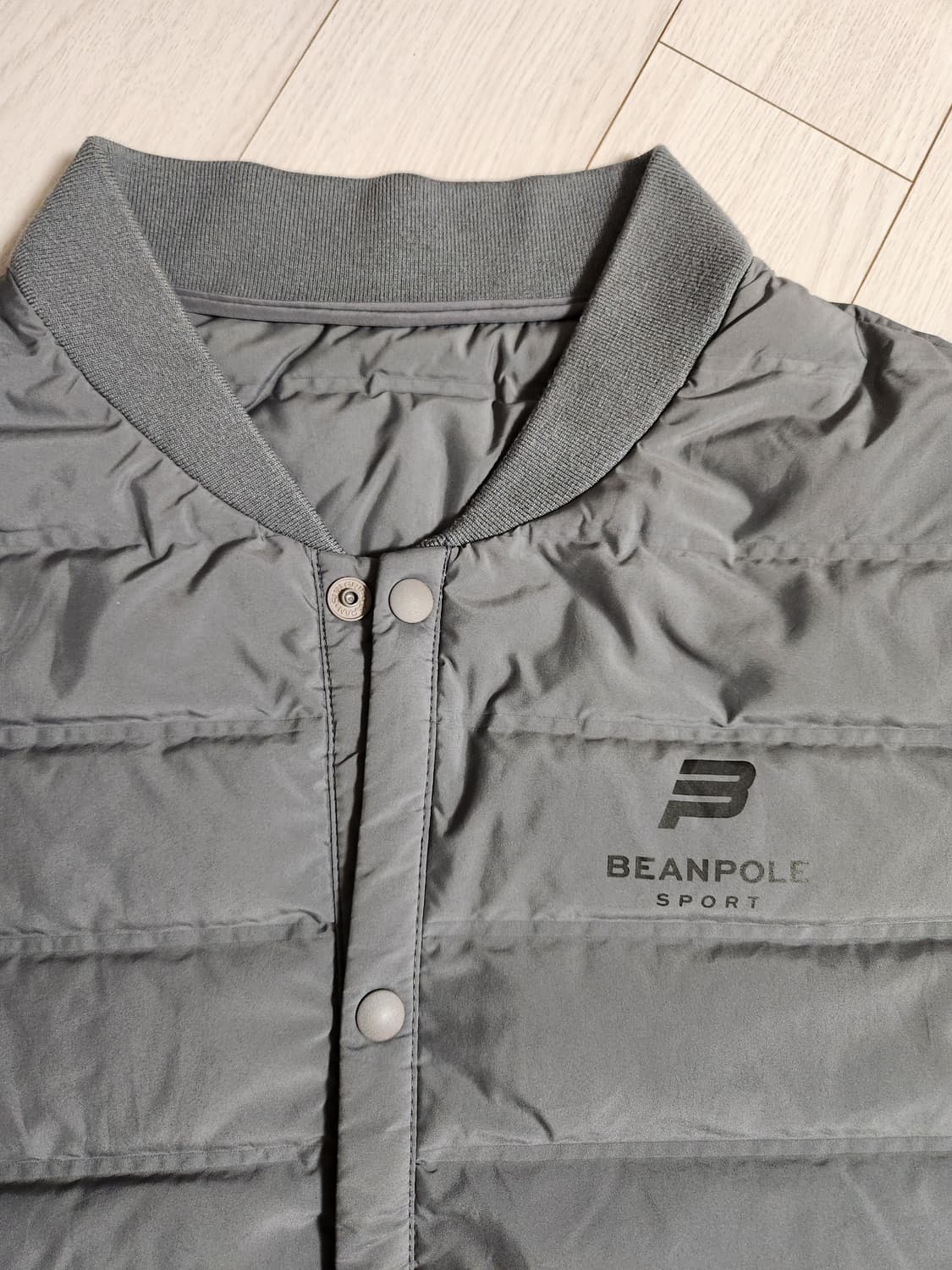 빈폴스포츠 남녀공용 비트윈 경량다운 덕다운 패딩 베스트 그레이 BO893 상품이미지2